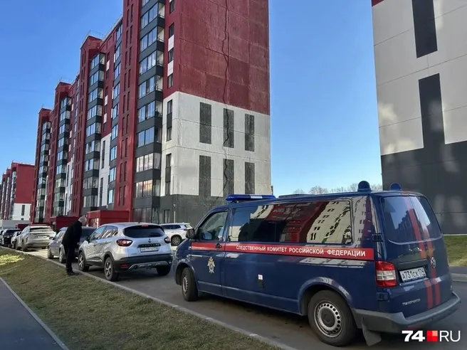 Соцслужбы нашли отца двух мальчиков, выживших при убийстве в Вишнёвой Горке
