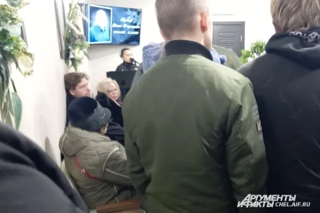 В Челябинске простились с отцом хоккеиста Евгения Кузнецова